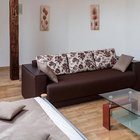 Romari Два Поверхи Apartment Lviv Luaran gambar