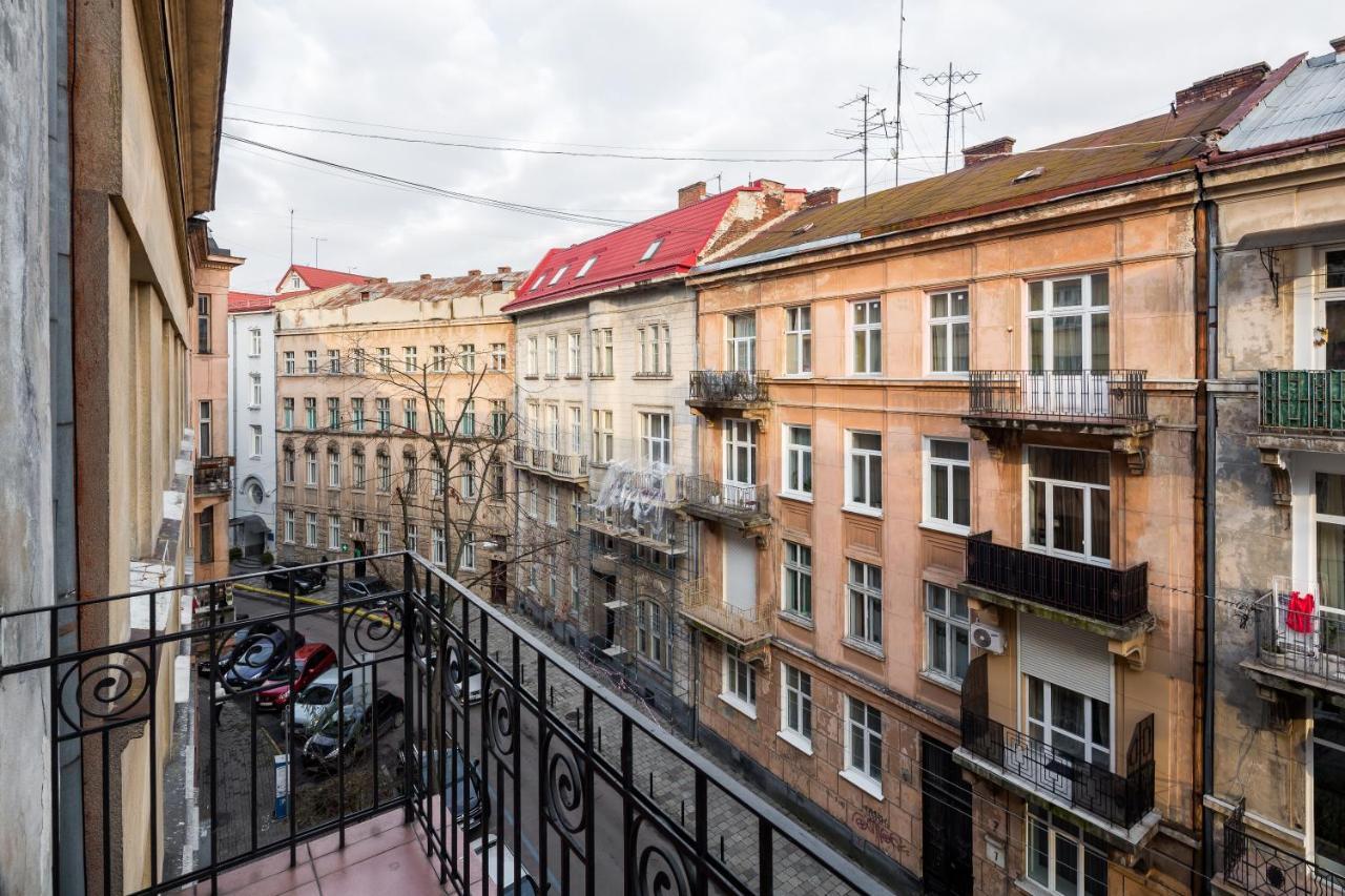 Romari Два Поверхи Apartment Lviv Luaran gambar