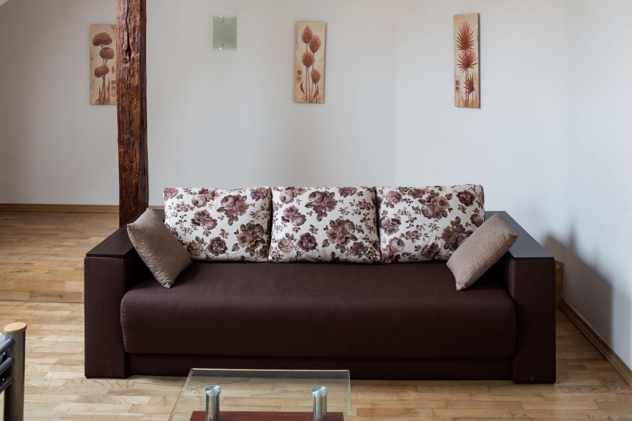 Romari Два Поверхи Apartment Lviv Luaran gambar