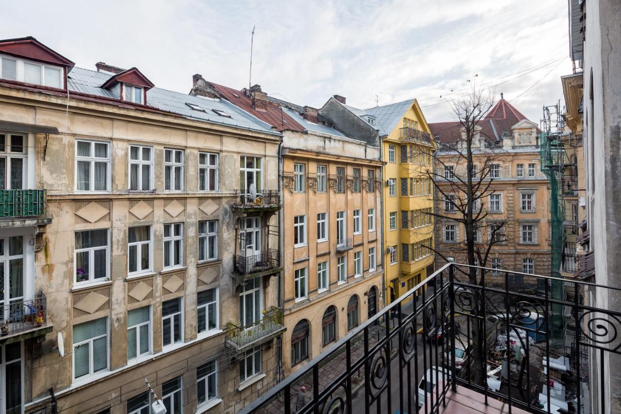 Romari Два Поверхи Apartment Lviv Luaran gambar