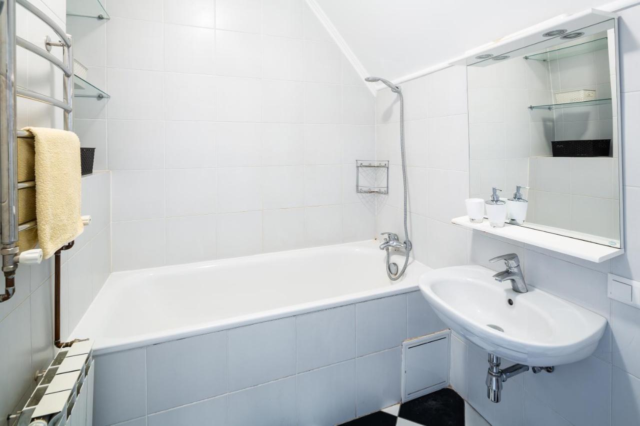 Romari Два Поверхи Apartment Lviv Luaran gambar