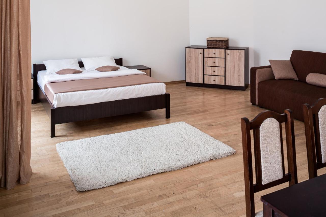 Romari Два Поверхи Apartment Lviv Luaran gambar
